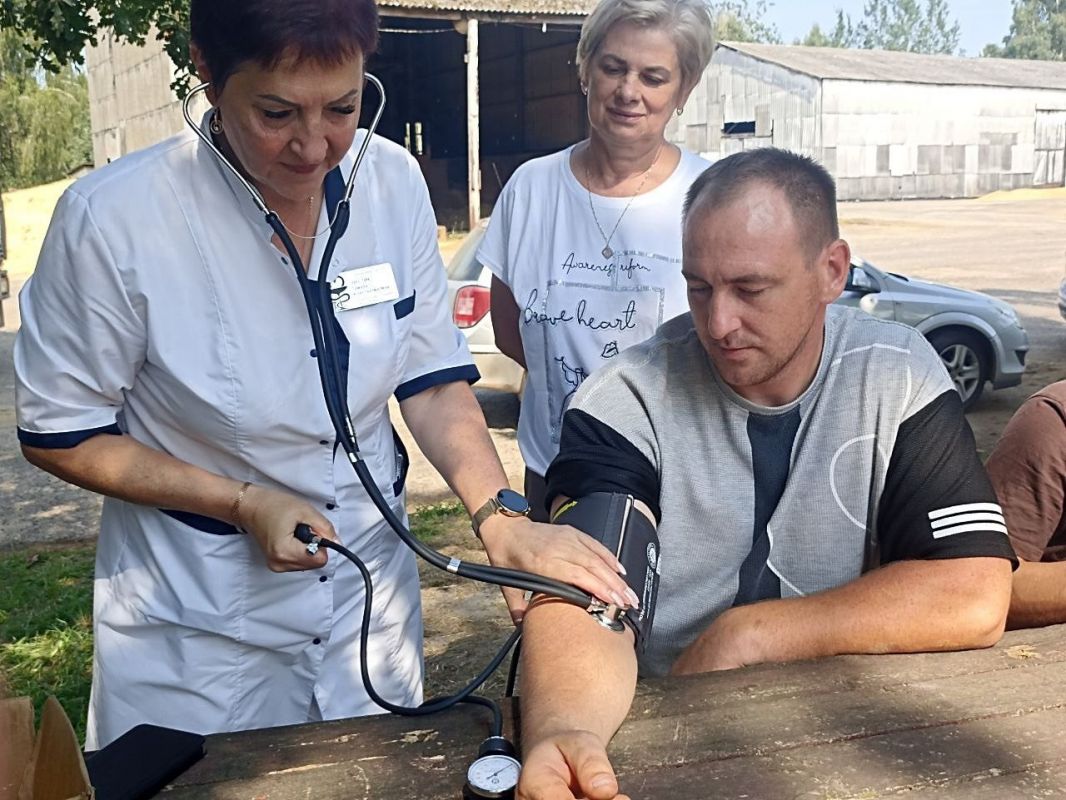 «Стоп, жара!»: здоровая инициатива медиков и аграрного профсоюза на Верхнедвинщине